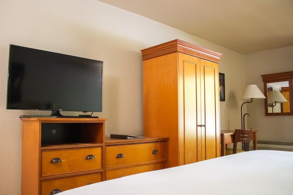 Stratford Inn Ашленд Экстерьер фото